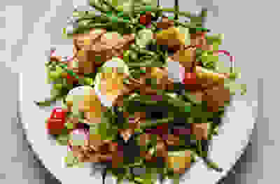Jersey Royal, green bean, salad onion & anchovy salad with pesto dressing