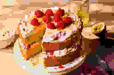 Lemon, passion fruit & raspberry summer cake 