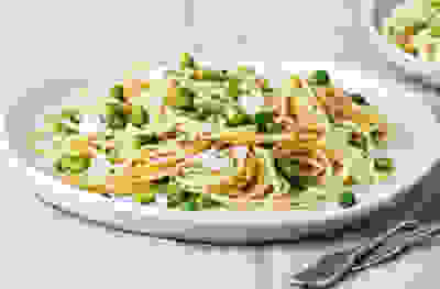 Linguine with crushed peas, broad beans & ricotta