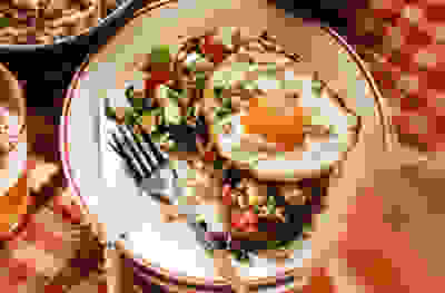 Mexican-style molletes with crispy eggs