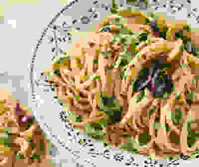 Mixed olive & garlic pasta