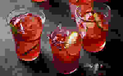Pomegranate & chilli margaritas