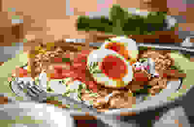 Potato pancakes with smoked salmon & eggs