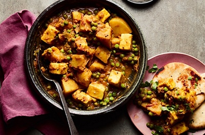 Potato, pea & paneer curry 