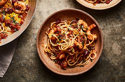 Prawns & spaghetti with sundried tomatoes 