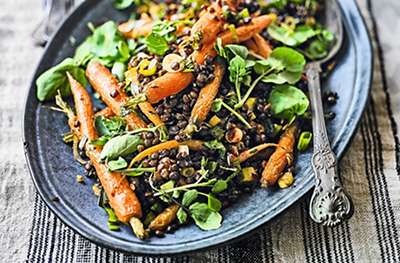 Puy lentils with roasted baby top carrots & mint