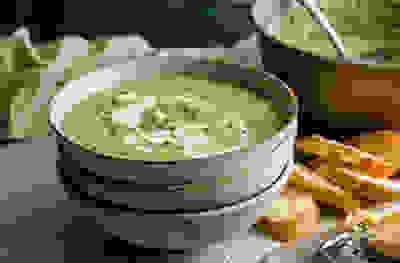 Quick broccoli & Cheddar soup