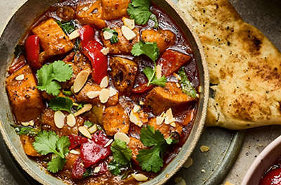 Red pepper & sweet potato curry
