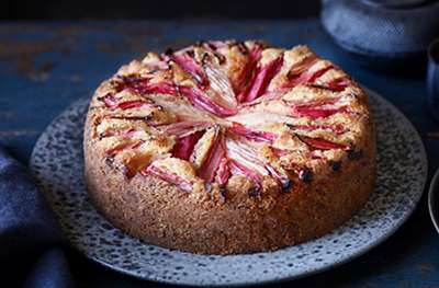 Rhubarb almond cake with orange
