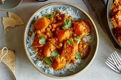 Roasted squash and chickpea curry