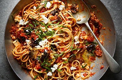 Sardine, tomato & black olive spaghetti with feta