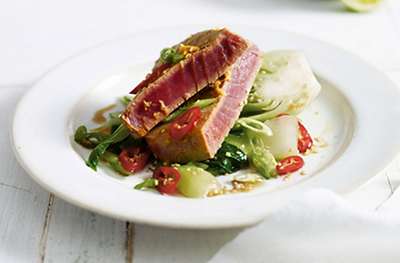 Simple seared tuna with chilli and pak choi