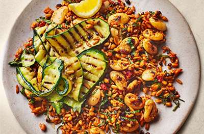 Smoky grains with courgette & butter beans