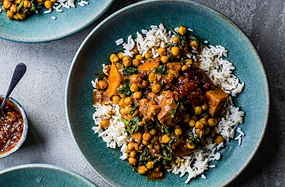 Spiced greens, sweet potato & chickpea curry