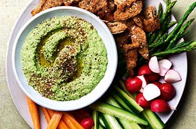 Spinach, lemon & chickpea dip with pitta chips & summer veg