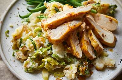 Sticky chicken with colcannon