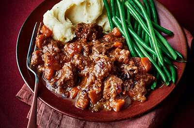 Sticky date & soy beef stew