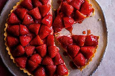 Easy strawberry tart