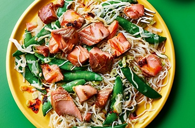 Teriyaki salmon noodles