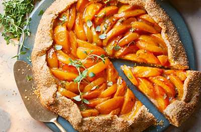 The best apricot galette